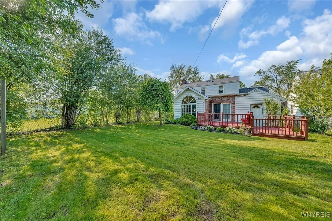 161 Willow Breeze Road, Tonawanda-town, New York 1, Tonawanda, New York 14223, 2 Bedrooms Bedrooms, 8 Rooms Rooms,1 BathroomBathrooms,Residential,Closed,161 Willow Breeze Road, Tonawanda-town, New York 1,0,B1616347