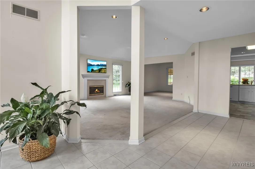 8476 Chadway Court, Clarence, New York 14221, Clarence, New York 14221, 2 Bedrooms Bedrooms, 6 Rooms Rooms,2 BathroomsBathrooms,Residential,Closed,8476 Chadway Court, Clarence, New York 14221,0,B1616407