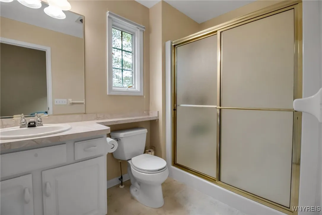 8476 Chadway Court, Clarence, New York 14221, Clarence, New York 14221, 2 Bedrooms Bedrooms, 6 Rooms Rooms,2 BathroomsBathrooms,Residential,Closed,8476 Chadway Court, Clarence, New York 14221,0,B1616407