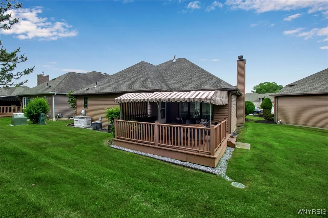 8476 Chadway Court, Clarence, New York 14221, Clarence, New York 14221, 2 Bedrooms Bedrooms, 6 Rooms Rooms,2 BathroomsBathrooms,Residential,Closed,8476 Chadway Court, Clarence, New York 14221,0,B1616407