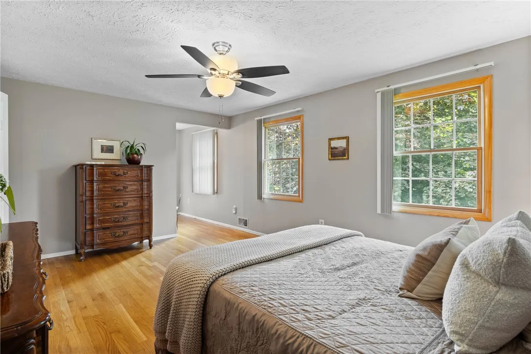 105 Kirkstone Pass, Greece, New York 14626, Greece, New York 14626, 3 Bedrooms Bedrooms, 8 Rooms Rooms,2 BathroomsBathrooms,Residential,Closed,105 Kirkstone Pass, Greece, New York 14626,R1615150