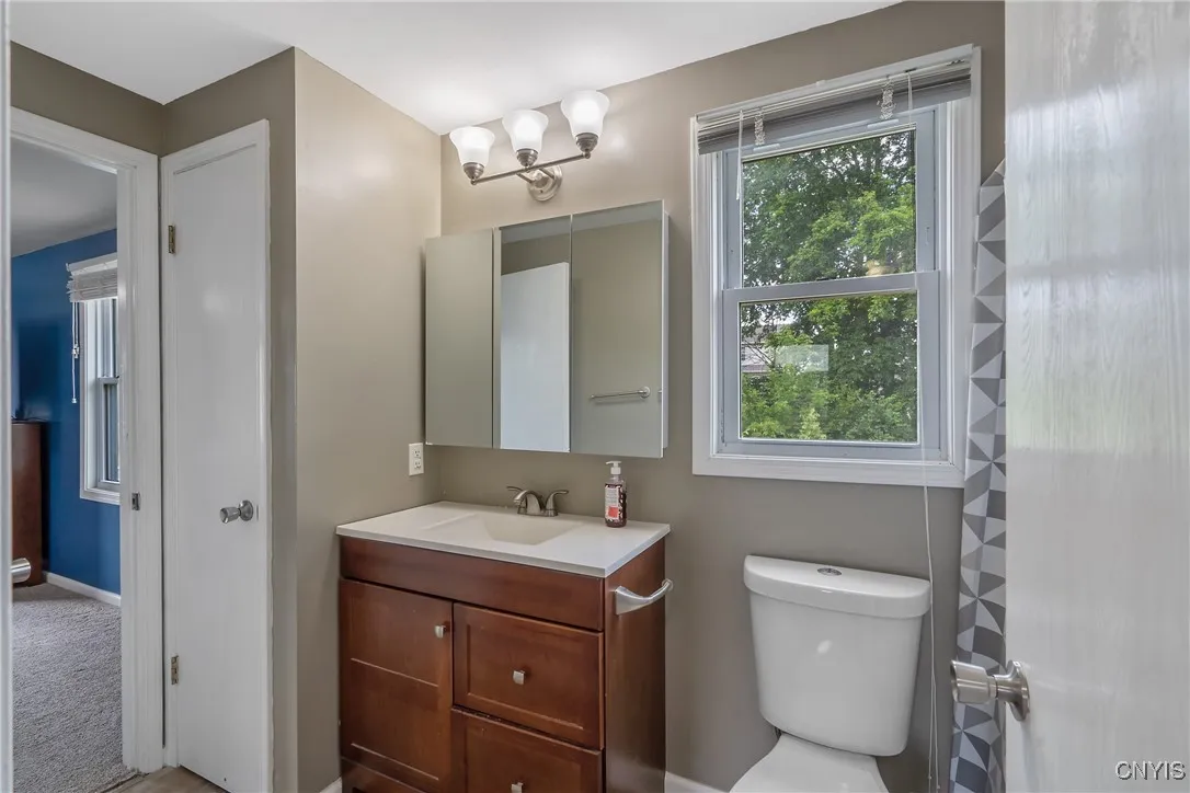 8115 Circuit Rider, Cicero, New York 13039, Cicero, New York 13039, 3 Bedrooms Bedrooms, 6 Rooms Rooms,1 BathroomBathrooms,Residential,Closed,8115 Circuit Rider, Cicero, New York 13039,S1615976