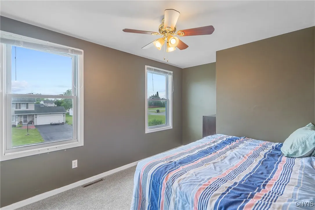 8115 Circuit Rider, Cicero, New York 13039, Cicero, New York 13039, 3 Bedrooms Bedrooms, 6 Rooms Rooms,1 BathroomBathrooms,Residential,Closed,8115 Circuit Rider, Cicero, New York 13039,S1615976