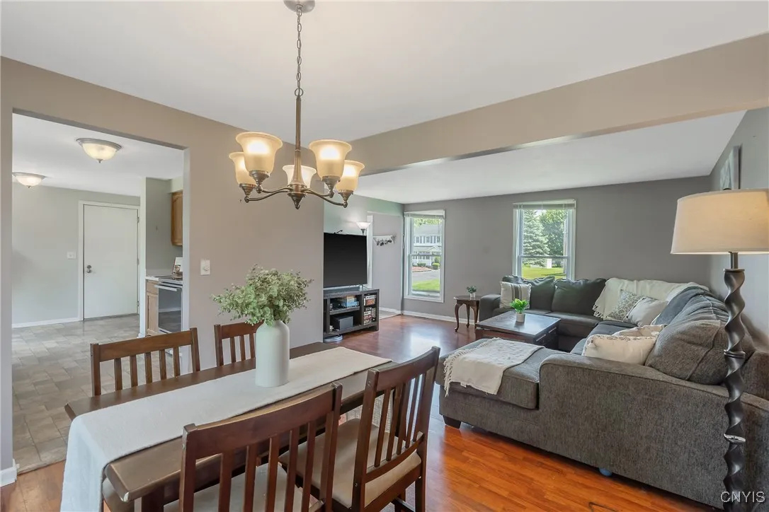 8115 Circuit Rider, Cicero, New York 13039, Cicero, New York 13039, 3 Bedrooms Bedrooms, 6 Rooms Rooms,1 BathroomBathrooms,Residential,Closed,8115 Circuit Rider, Cicero, New York 13039,S1615976
