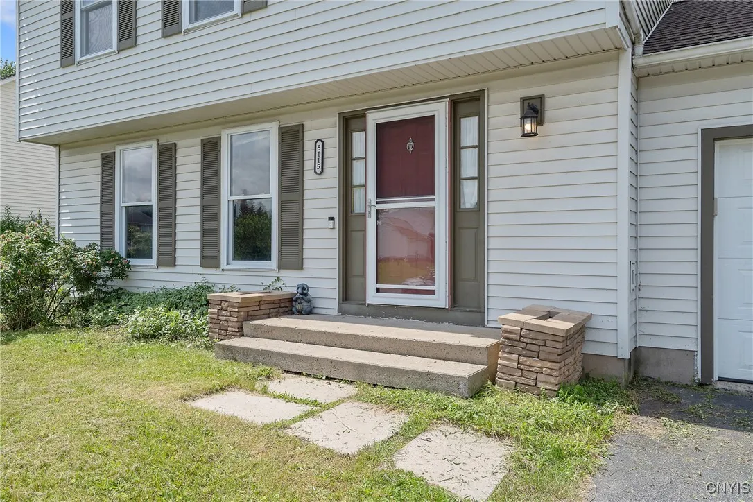 8115 Circuit Rider, Cicero, New York 13039, Cicero, New York 13039, 3 Bedrooms Bedrooms, 6 Rooms Rooms,1 BathroomBathrooms,Residential,Closed,8115 Circuit Rider, Cicero, New York 13039,S1615976