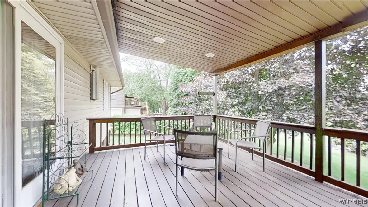 4779 Beach Ridge Road, Pendleton, New York 14094, Pendleton, New York 14094, 2 Bedrooms Bedrooms, 6 Rooms Rooms,2 BathroomsBathrooms,Residential,Closed,4779 Beach Ridge Road, Pendleton, New York 14094,B1616201
