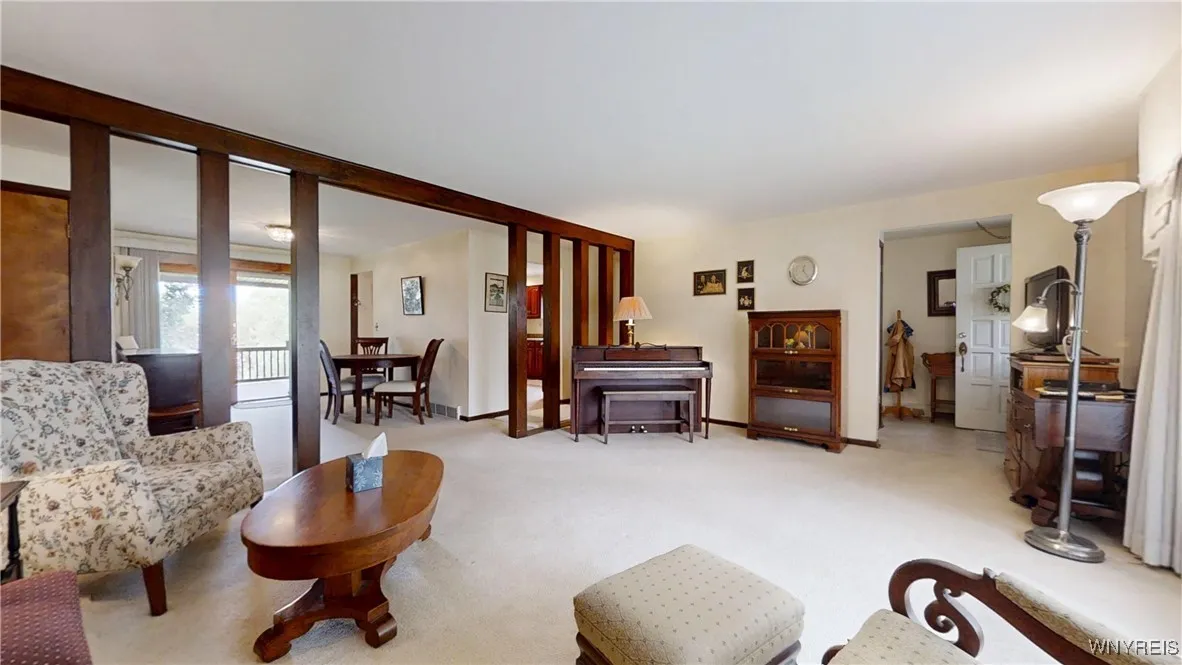 4779 Beach Ridge Road, Pendleton, New York 14094, Pendleton, New York 14094, 2 Bedrooms Bedrooms, 6 Rooms Rooms,2 BathroomsBathrooms,Residential,Closed,4779 Beach Ridge Road, Pendleton, New York 14094,B1616201