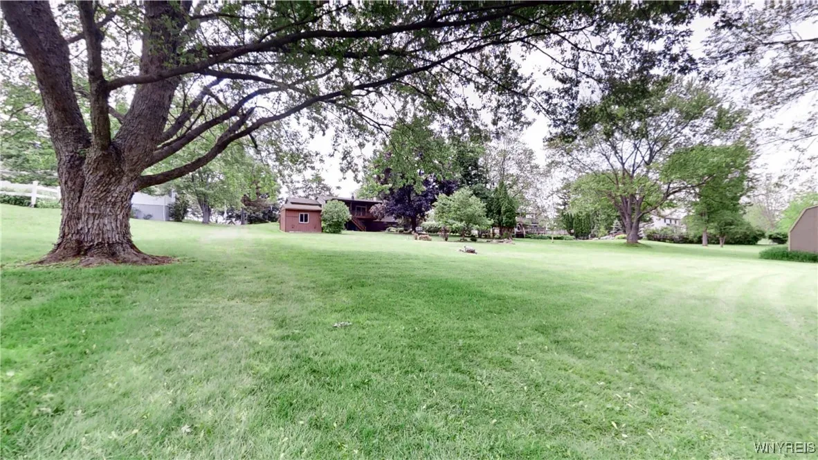 4779 Beach Ridge Road, Pendleton, New York 14094, Pendleton, New York 14094, 2 Bedrooms Bedrooms, 6 Rooms Rooms,2 BathroomsBathrooms,Residential,Closed,4779 Beach Ridge Road, Pendleton, New York 14094,B1616201