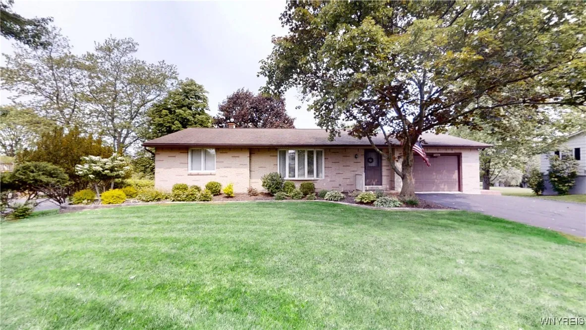4779 Beach Ridge Road, Pendleton, New York 14094, Pendleton, New York 14094, 2 Bedrooms Bedrooms, 6 Rooms Rooms,2 BathroomsBathrooms,Residential,Closed,4779 Beach Ridge Road, Pendleton, New York 14094,B1616201