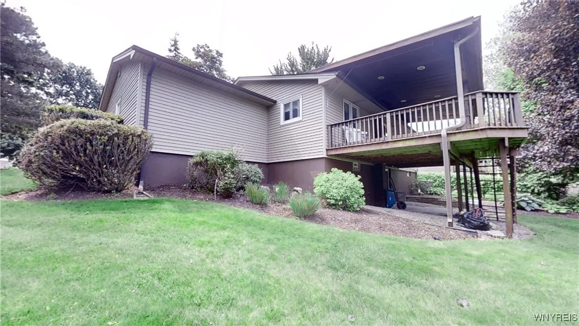 4779 Beach Ridge Road, Pendleton, New York 14094, Pendleton, New York 14094, 2 Bedrooms Bedrooms, 6 Rooms Rooms,2 BathroomsBathrooms,Residential,Closed,4779 Beach Ridge Road, Pendleton, New York 14094,B1616201