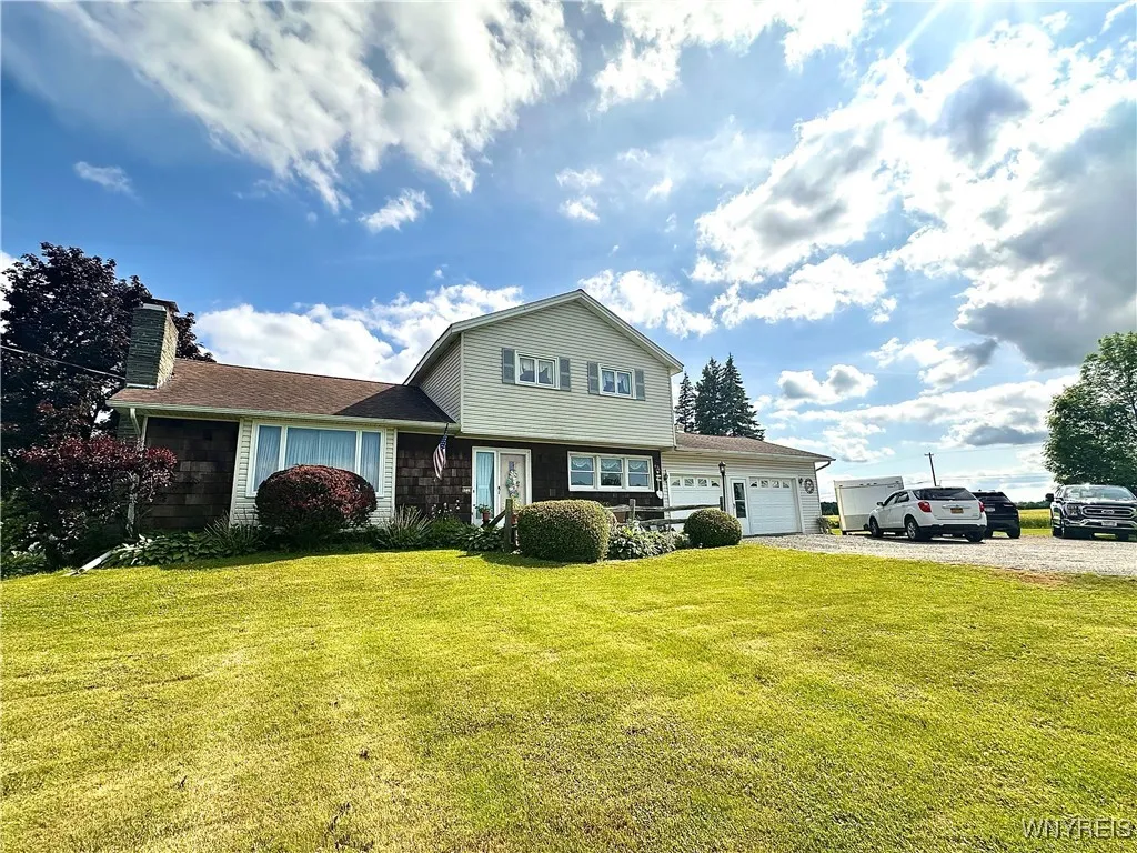 9718 Pearson Road, Hartland, New York 14105, Hartland, New York 14105, 3 Bedrooms Bedrooms, 10 Rooms Rooms,2 BathroomsBathrooms,Residential,Closed,9718 Pearson Road, Hartland, New York 14105,0,B1615804
