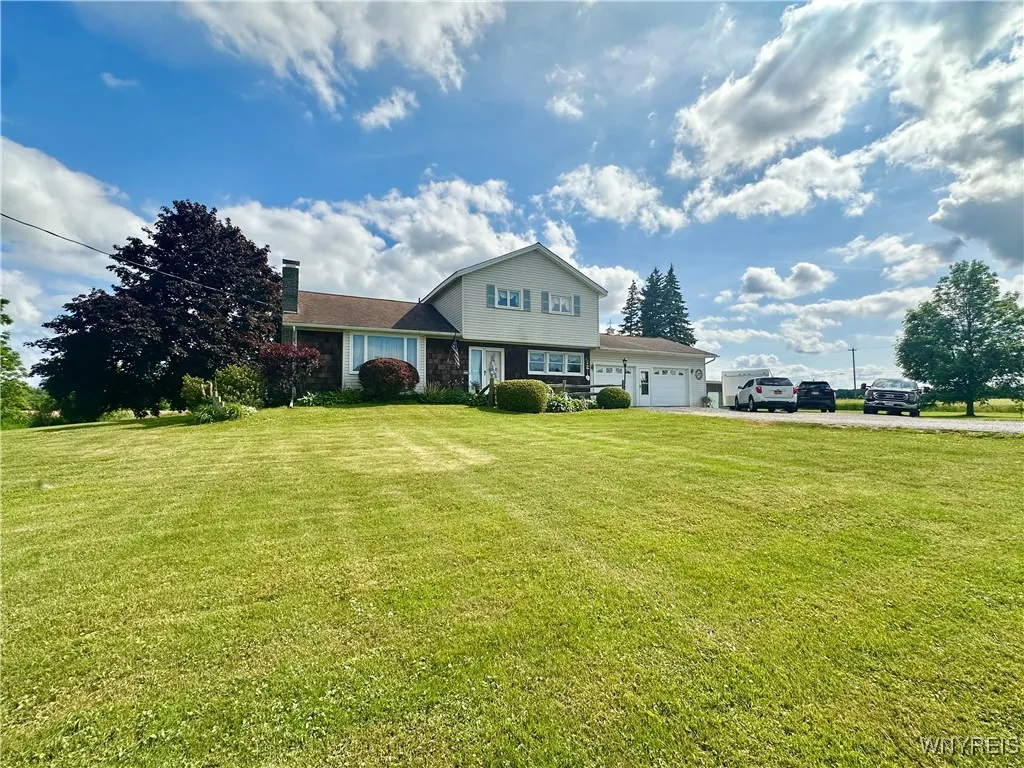 9718 Pearson Road, Hartland, New York 14105, Hartland, New York 14105, 3 Bedrooms Bedrooms, 10 Rooms Rooms,2 BathroomsBathrooms,Residential,Closed,9718 Pearson Road, Hartland, New York 14105,0,B1615804