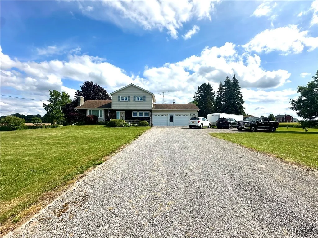 9718 Pearson Road, Hartland, New York 14105, Hartland, New York 14105, 3 Bedrooms Bedrooms, 10 Rooms Rooms,2 BathroomsBathrooms,Residential,Closed,9718 Pearson Road, Hartland, New York 14105,0,B1615804