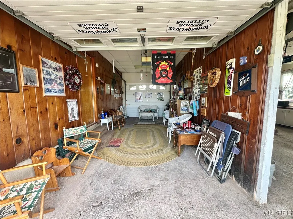 9718 Pearson Road, Hartland, New York 14105, Hartland, New York 14105, 3 Bedrooms Bedrooms, 10 Rooms Rooms,2 BathroomsBathrooms,Residential,Closed,9718 Pearson Road, Hartland, New York 14105,0,B1615804