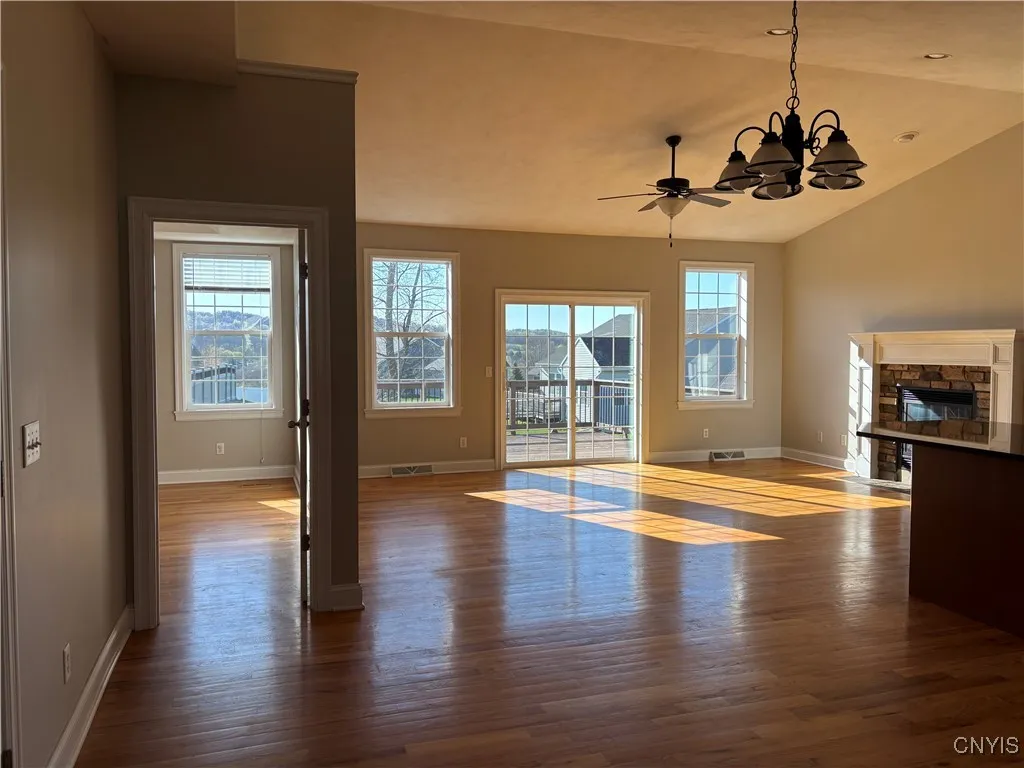 165 Shaker, Camillus, New York 13031, Camillus, New York 13031, 3 Bedrooms Bedrooms, ,2 BathroomsBathrooms,Residential,Closed,165 Shaker, Camillus, New York 13031,S1609265