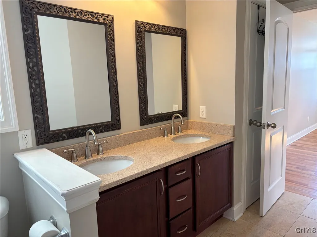 165 Shaker, Camillus, New York 13031, Camillus, New York 13031, 3 Bedrooms Bedrooms, ,2 BathroomsBathrooms,Residential,Closed,165 Shaker, Camillus, New York 13031,S1609265