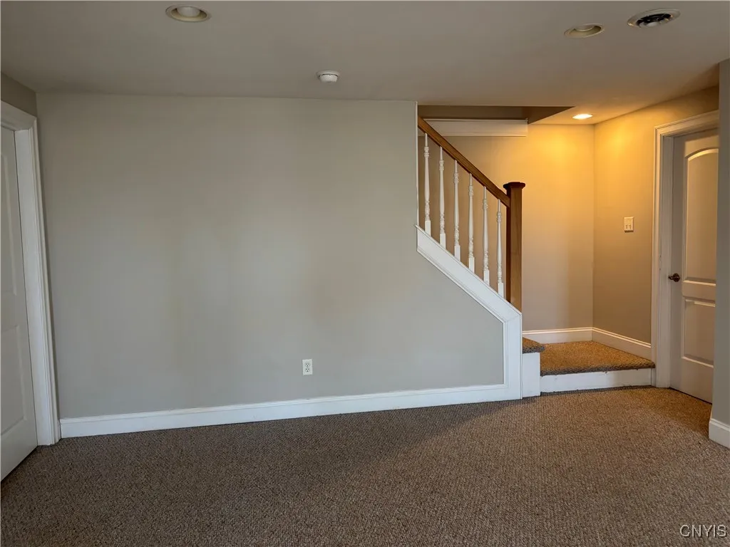 165 Shaker, Camillus, New York 13031, Camillus, New York 13031, 3 Bedrooms Bedrooms, ,2 BathroomsBathrooms,Residential,Closed,165 Shaker, Camillus, New York 13031,S1609265