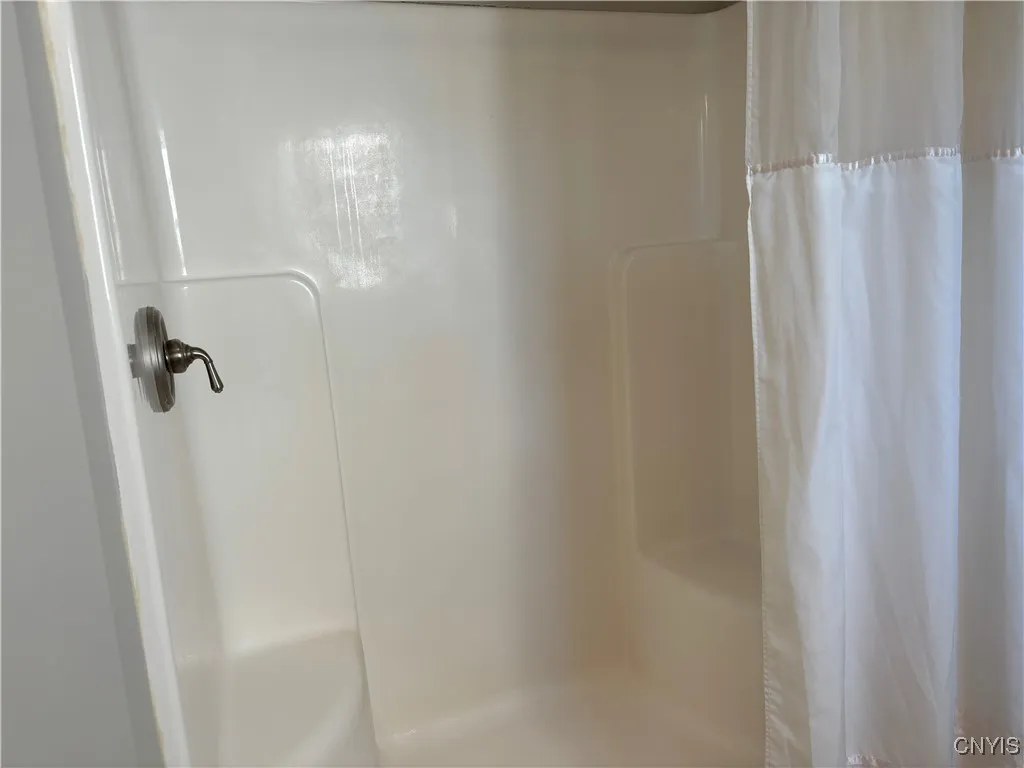 165 Shaker, Camillus, New York 13031, Camillus, New York 13031, 3 Bedrooms Bedrooms, ,2 BathroomsBathrooms,Residential,Closed,165 Shaker, Camillus, New York 13031,S1609265