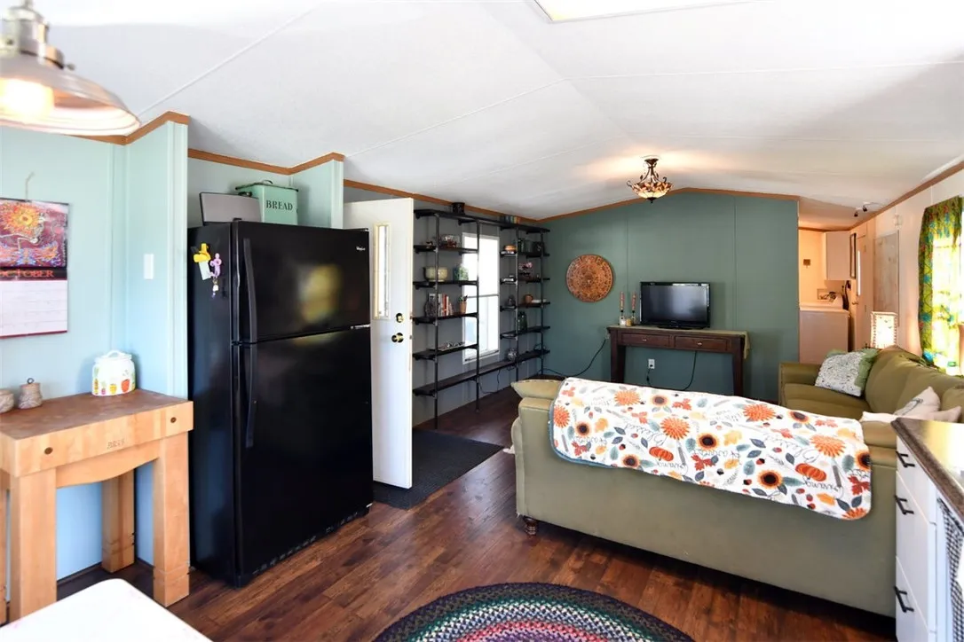 4425 E Lake Road #2, Livonia, New York 14487, Livonia, New York 14487, 2 Bedrooms Bedrooms, 5 Rooms Rooms,1 BathroomBathrooms,Residential,Closed,4425 E Lake Road #2, Livonia, New York 14487,R1615970