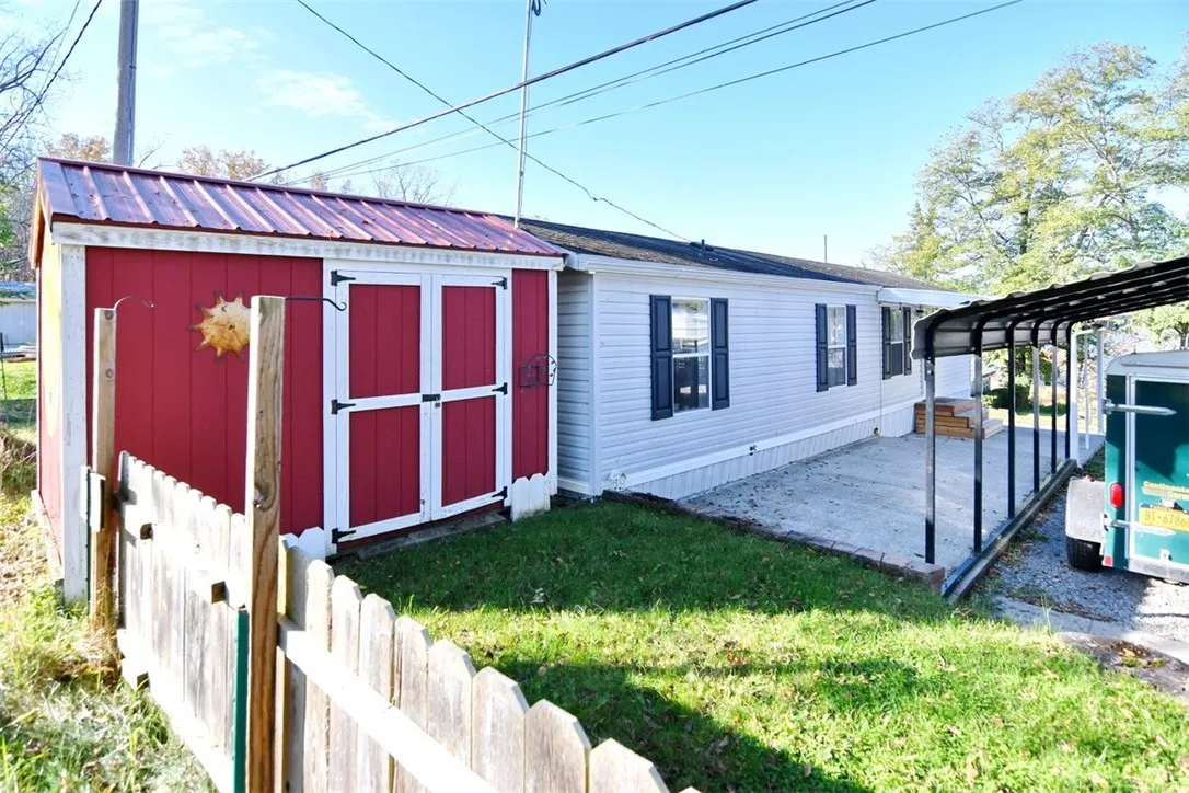 4425 E Lake Road #2, Livonia, New York 14487, Livonia, New York 14487, 2 Bedrooms Bedrooms, 5 Rooms Rooms,1 BathroomBathrooms,Residential,Closed,4425 E Lake Road #2, Livonia, New York 14487,R1615970
