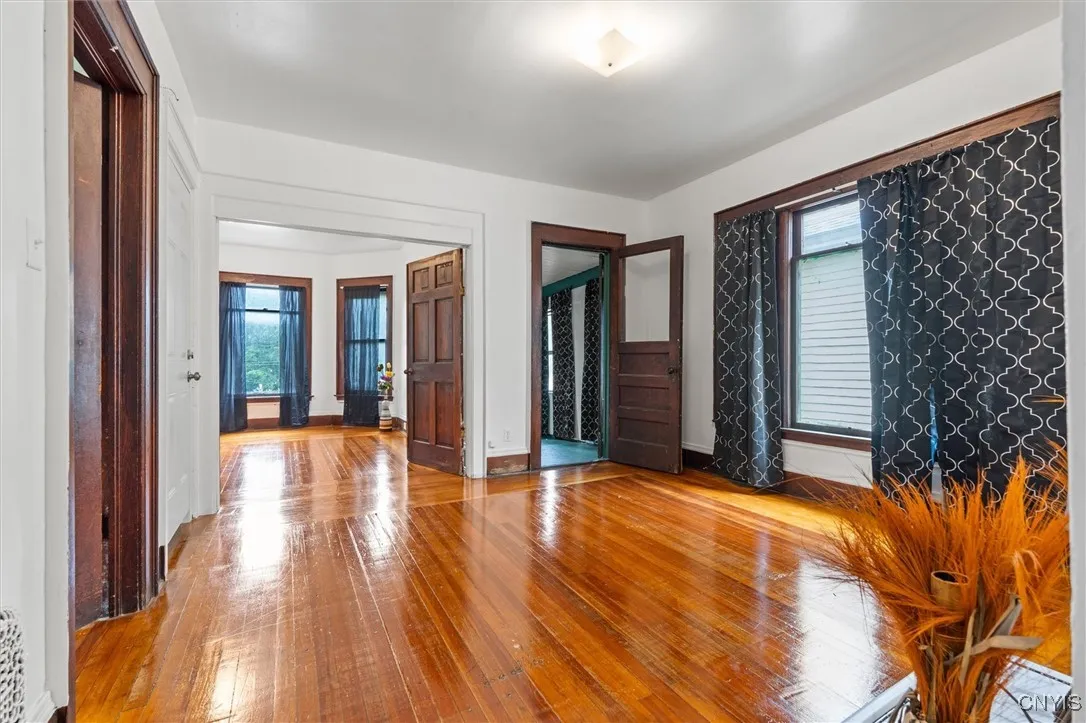 905-07 Tallman Street, Syracuse, New York 13204, Syracuse, New York 13204, 6 Bedrooms Bedrooms, ,4 BathroomsBathrooms,Residential,Closed,905-07 Tallman Street, Syracuse, New York 13204,0,S1615501