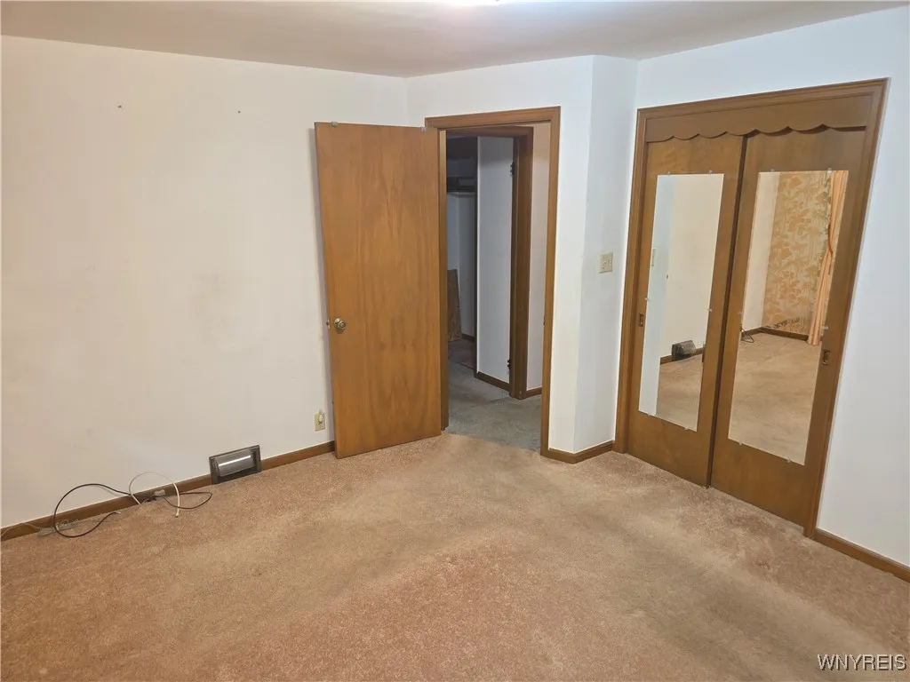 2595 Jerauld Avenue, Niagara Falls, New York 14305, Niagara Falls, New York 14305, 3 Bedrooms Bedrooms, 6 Rooms Rooms,1 BathroomBathrooms,Residential,For Sale,2595 Jerauld Avenue, Niagara Falls, New York 14305,B1616188