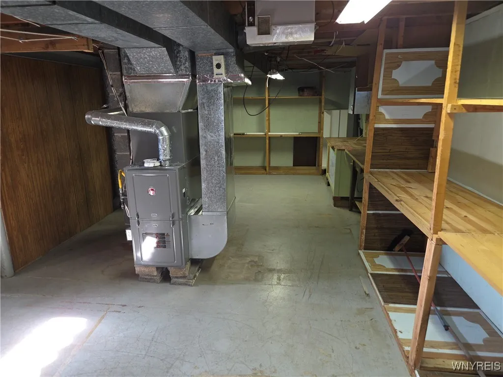 2595 Jerauld Avenue, Niagara Falls, New York 14305, Niagara Falls, New York 14305, 3 Bedrooms Bedrooms, 6 Rooms Rooms,1 BathroomBathrooms,Residential,For Sale,2595 Jerauld Avenue, Niagara Falls, New York 14305,B1616188