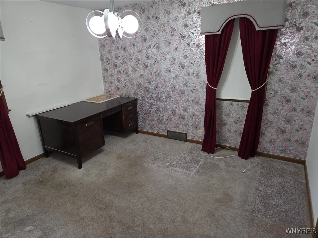 2595 Jerauld Avenue, Niagara Falls, New York 14305, Niagara Falls, New York 14305, 3 Bedrooms Bedrooms, 6 Rooms Rooms,1 BathroomBathrooms,Residential,For Sale,2595 Jerauld Avenue, Niagara Falls, New York 14305,B1616188