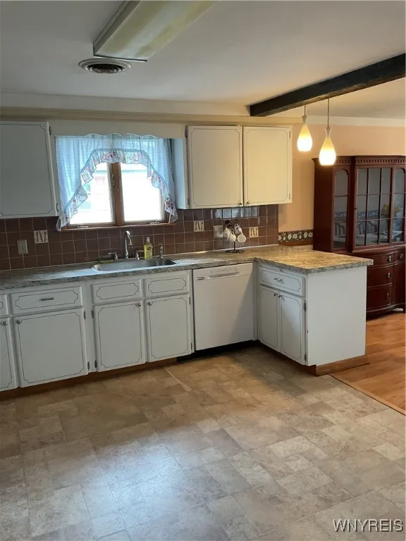 26 Tamark Court, Cheektowaga, New York 14227, Cheektowaga, New York 14227, 3 Bedrooms Bedrooms, 6 Rooms Rooms,1 BathroomBathrooms,Residential,Closed,26 Tamark Court, Cheektowaga, New York 14227,0,B1616503