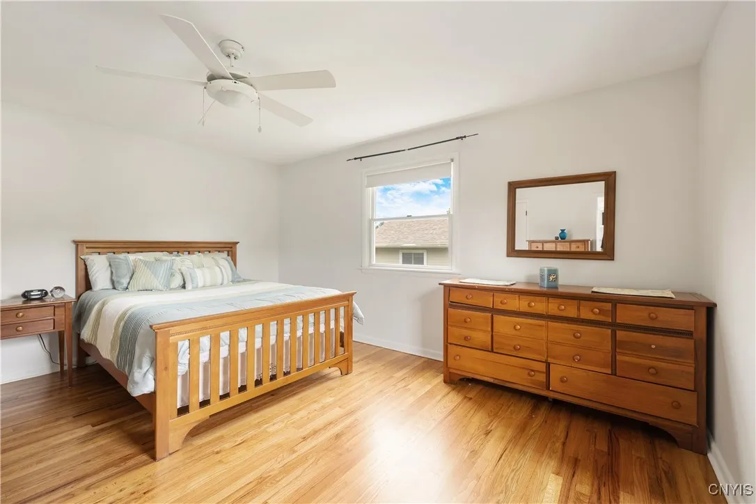 307 Fayette Drive, Manlius, New York 13066, Manlius, New York 13066, 3 Bedrooms Bedrooms, 8 Rooms Rooms,2 BathroomsBathrooms,Residential,Closed,307 Fayette Drive, Manlius, New York 13066,0,S1615401