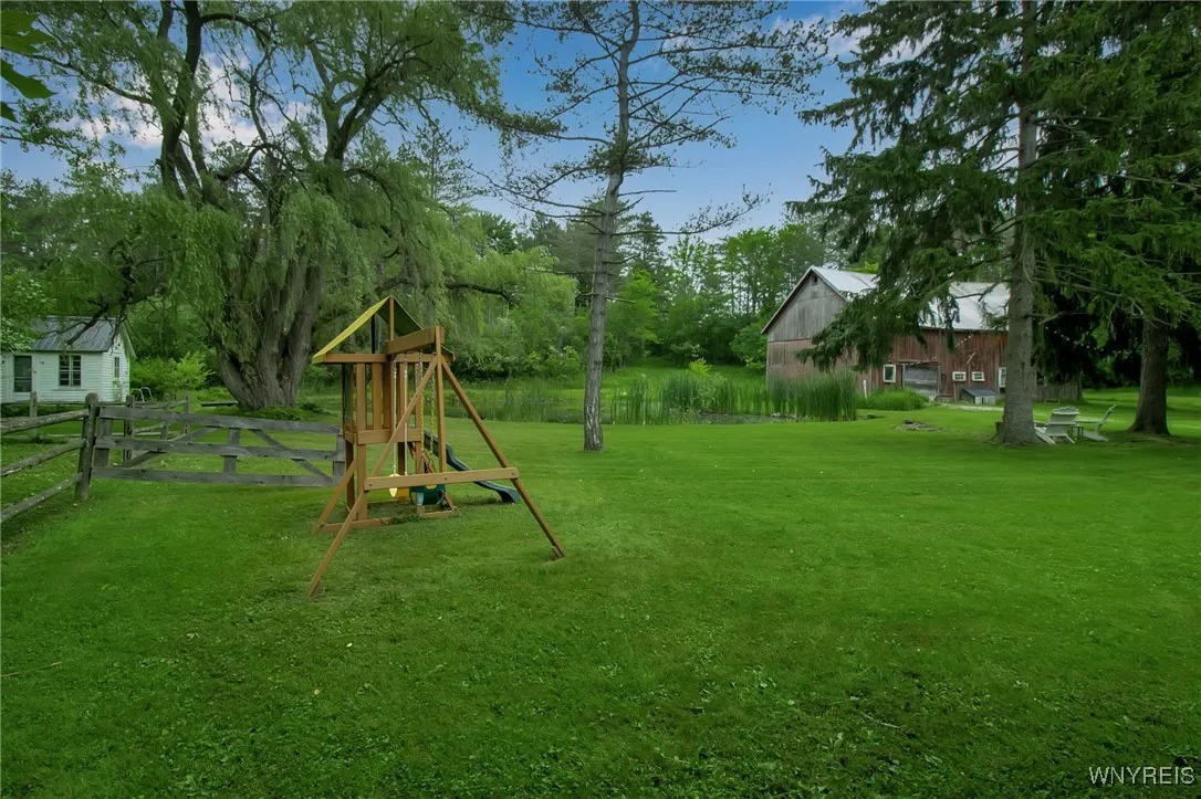 718 Jewett Holmwood Road, Aurora, New York 14052, Aurora, New York 14052, 3 Bedrooms Bedrooms, 11 Rooms Rooms,2 BathroomsBathrooms,Residential,Closed,718 Jewett Holmwood Road, Aurora, New York 14052,0,B1616305