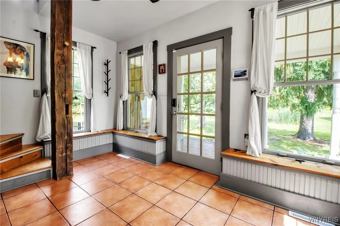 718 Jewett Holmwood Road, Aurora, New York 14052, Aurora, New York 14052, 3 Bedrooms Bedrooms, 11 Rooms Rooms,2 BathroomsBathrooms,Residential,Closed,718 Jewett Holmwood Road, Aurora, New York 14052,0,B1616305