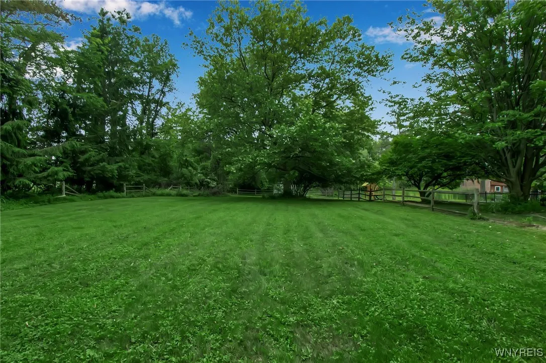 718 Jewett Holmwood Road, Aurora, New York 14052, Aurora, New York 14052, 3 Bedrooms Bedrooms, 11 Rooms Rooms,2 BathroomsBathrooms,Residential,Closed,718 Jewett Holmwood Road, Aurora, New York 14052,0,B1616305