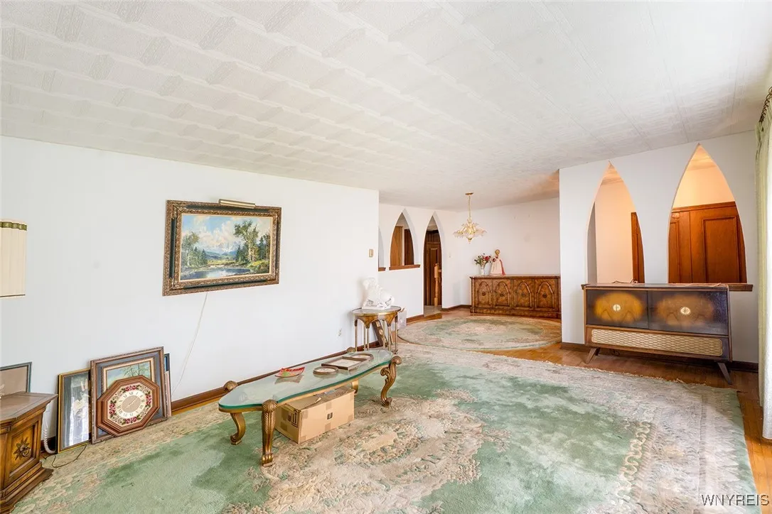 4697 Parker Road, Hamburg, New York 14075, Hamburg, New York 14075, 3 Bedrooms Bedrooms, 9 Rooms Rooms,1 BathroomBathrooms,Residential,Closed,4697 Parker Road, Hamburg, New York 14075,0,B1616537