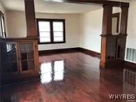 Upper Apartment