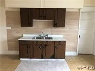 Upper Apartment