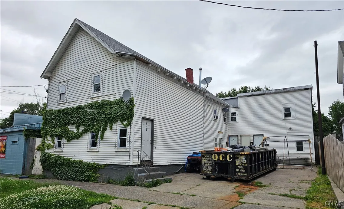 1230 Court Street, Utica, New York 13502, Utica, New York 13502, 6 Bedrooms Bedrooms, ,Multi Family,For Sale,1230 Court Street, Utica, New York 13502,S1616618
