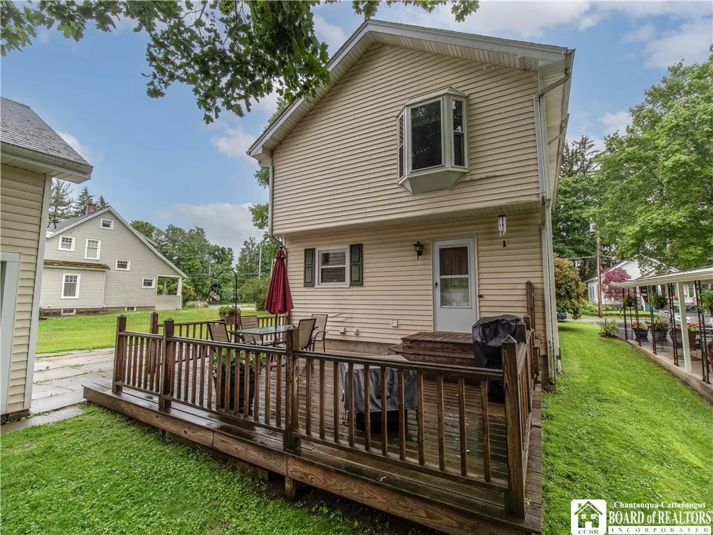 43 Case Avenue, Busti, New York 14750, Busti, New York 14750, 3 Bedrooms Bedrooms, 9 Rooms Rooms,2 BathroomsBathrooms,Residential,Closed,43 Case Avenue, Busti, New York 14750,R1616627