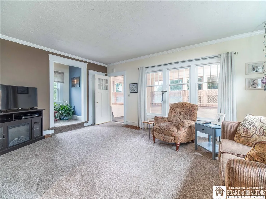 43 Case Avenue, Busti, New York 14750, Busti, New York 14750, 3 Bedrooms Bedrooms, 9 Rooms Rooms,2 BathroomsBathrooms,Residential,Closed,43 Case Avenue, Busti, New York 14750,R1616627