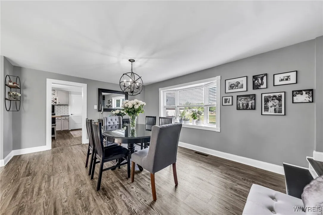 2001 Como Park Boulevard, Lancaster, New York 1408, Lancaster, New York 14086, 2 Bedrooms Bedrooms, 5 Rooms Rooms,1 BathroomBathrooms,Residential,Closed,2001 Como Park Boulevard, Lancaster, New York 1408,0,B1614581