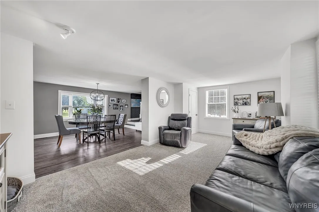 2001 Como Park Boulevard, Lancaster, New York 1408, Lancaster, New York 14086, 2 Bedrooms Bedrooms, 5 Rooms Rooms,1 BathroomBathrooms,Residential,Closed,2001 Como Park Boulevard, Lancaster, New York 1408,0,B1614581