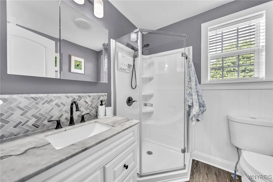 2001 Como Park Boulevard, Lancaster, New York 1408, Lancaster, New York 14086, 2 Bedrooms Bedrooms, 5 Rooms Rooms,1 BathroomBathrooms,Residential,Closed,2001 Como Park Boulevard, Lancaster, New York 1408,0,B1614581