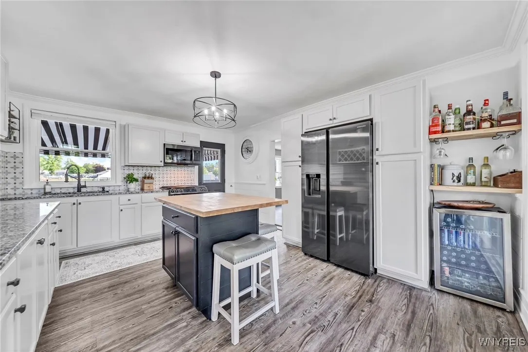 2001 Como Park Boulevard, Lancaster, New York 1408, Lancaster, New York 14086, 2 Bedrooms Bedrooms, 5 Rooms Rooms,1 BathroomBathrooms,Residential,Closed,2001 Como Park Boulevard, Lancaster, New York 1408,0,B1614581