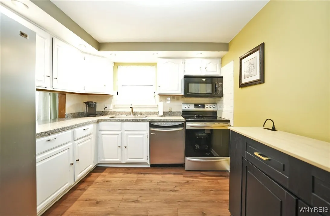 59 Old Lyme Drive 3, Amherst, New York 14221, Amherst, New York 14221, 2 Bedrooms Bedrooms, 5 Rooms Rooms,1 BathroomBathrooms,Residential,For Sale,59 Old Lyme Drive 3, Amherst, New York 14221,0,B1616428