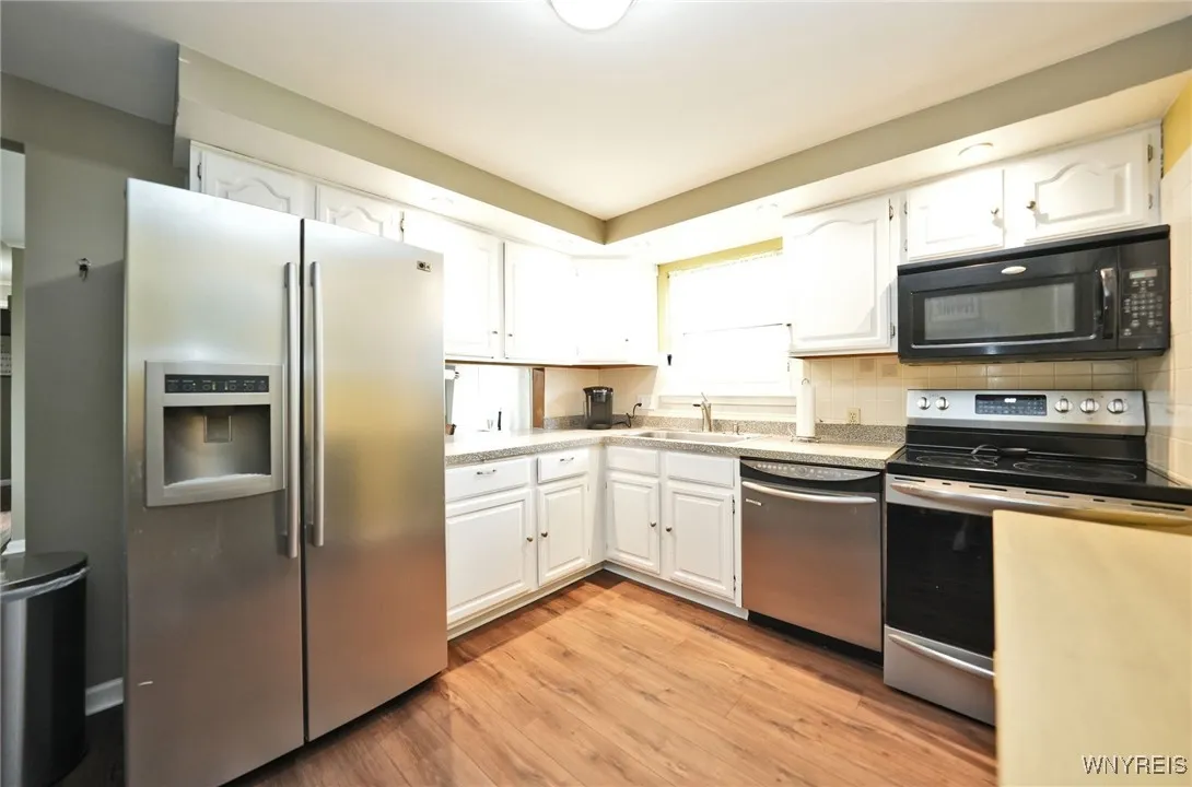 59 Old Lyme Drive 3, Amherst, New York 14221, Amherst, New York 14221, 2 Bedrooms Bedrooms, 5 Rooms Rooms,1 BathroomBathrooms,Residential,For Sale,59 Old Lyme Drive 3, Amherst, New York 14221,0,B1616428