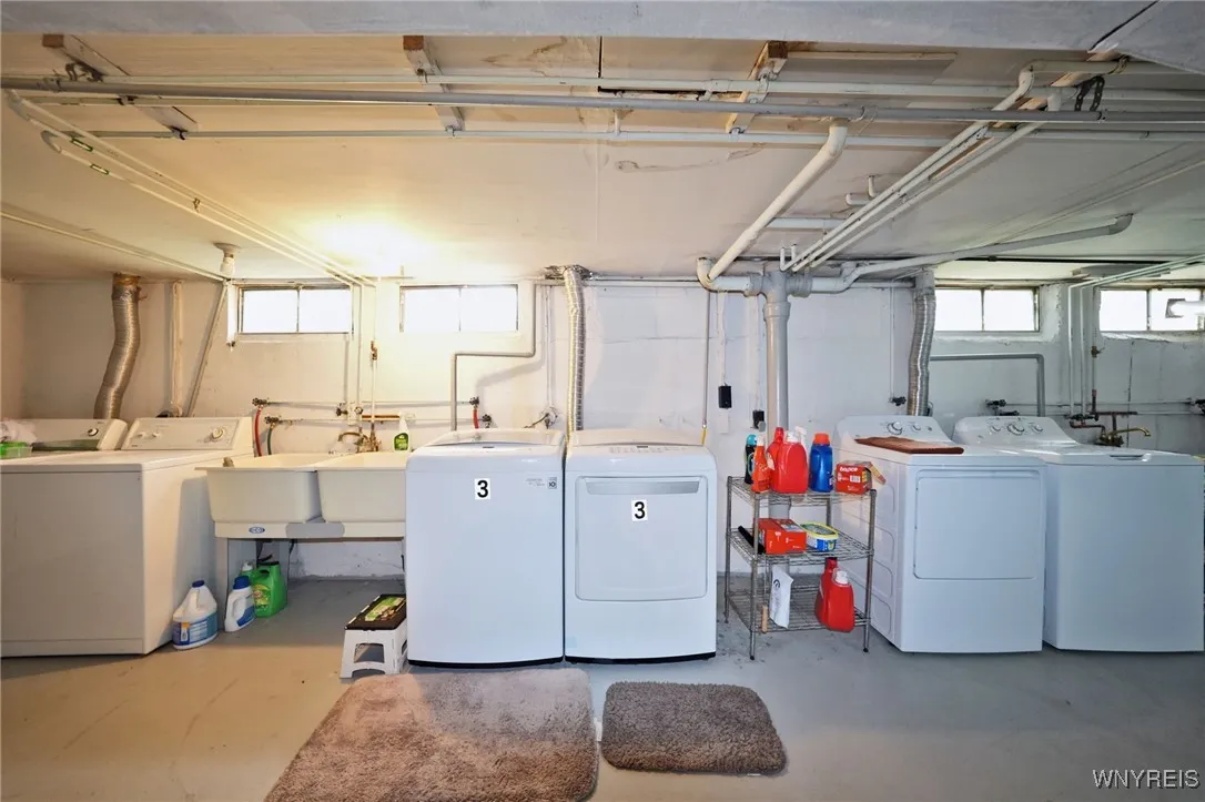 59 Old Lyme Drive 3, Amherst, New York 14221, Amherst, New York 14221, 2 Bedrooms Bedrooms, 5 Rooms Rooms,1 BathroomBathrooms,Residential,For Sale,59 Old Lyme Drive 3, Amherst, New York 14221,0,B1616428