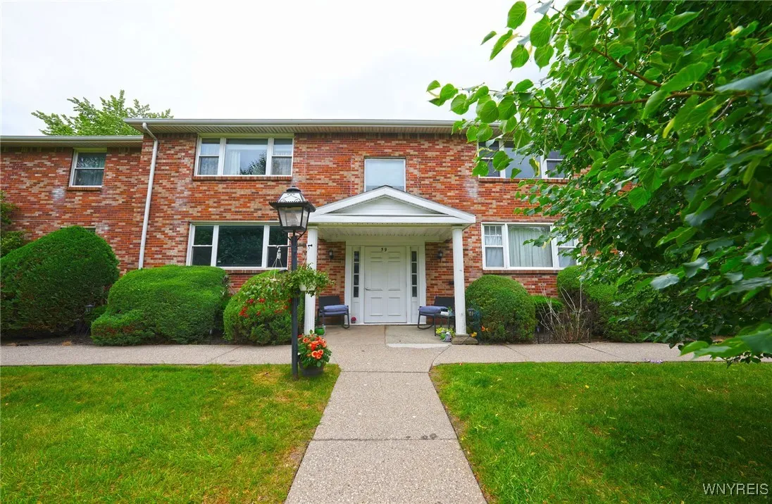 59 Old Lyme Drive 3, Amherst, New York 14221, Amherst, New York 14221, 2 Bedrooms Bedrooms, 5 Rooms Rooms,1 BathroomBathrooms,Residential,For Sale,59 Old Lyme Drive 3, Amherst, New York 14221,0,B1616428