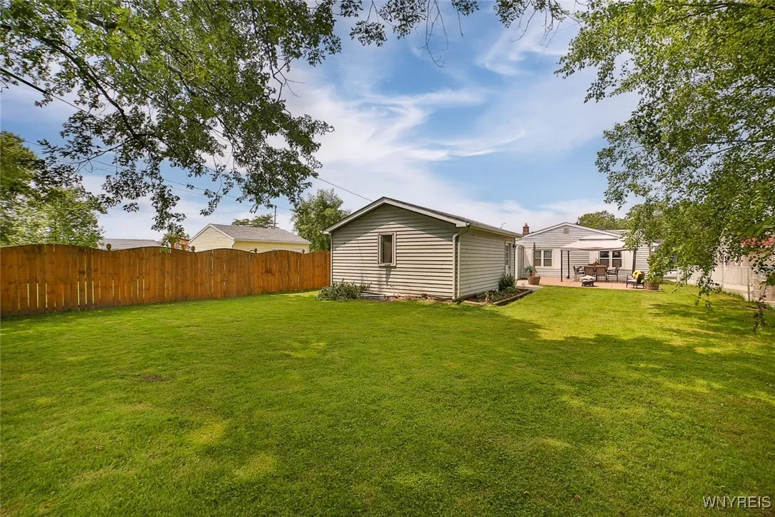 37 Rosary Boulevard, Cheektowaga, New York 14225, Cheektowaga, New York 14225, 3 Bedrooms Bedrooms, 8 Rooms Rooms,1 BathroomBathrooms,Residential,Closed,37 Rosary Boulevard, Cheektowaga, New York 14225,0,B1615151