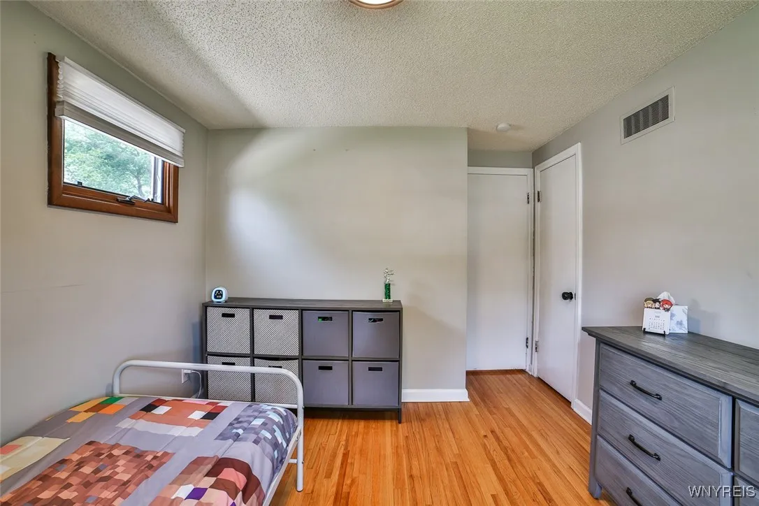 37 Rosary Boulevard, Cheektowaga, New York 14225, Cheektowaga, New York 14225, 3 Bedrooms Bedrooms, 8 Rooms Rooms,1 BathroomBathrooms,Residential,Closed,37 Rosary Boulevard, Cheektowaga, New York 14225,0,B1615151