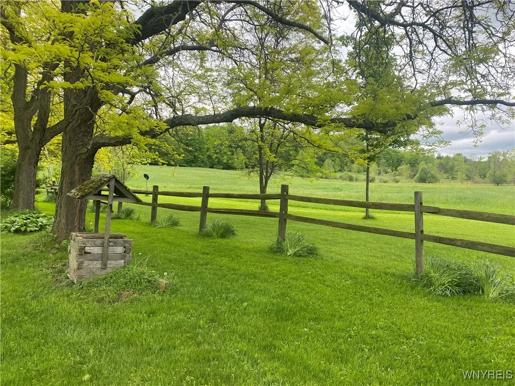 11671 Gowanda State Road, North Collins, New York, North Collins, New York 14111, 3 Bedrooms Bedrooms, 7 Rooms Rooms,1 BathroomBathrooms,Residential,Closed,11671 Gowanda State Road, North Collins, New York ,0,B1615907